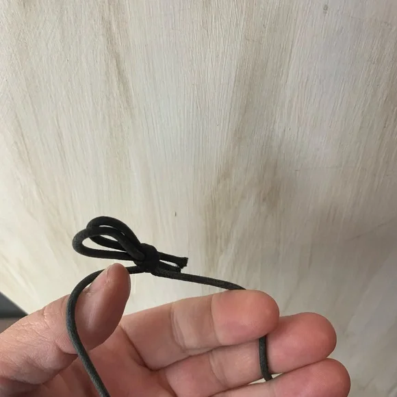 Vintage-Inspired Bronze Pendant Necklace - Picture 4 of 4